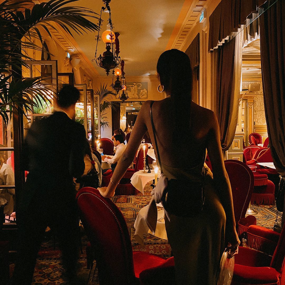 Private dining room — Burgensis Concierge